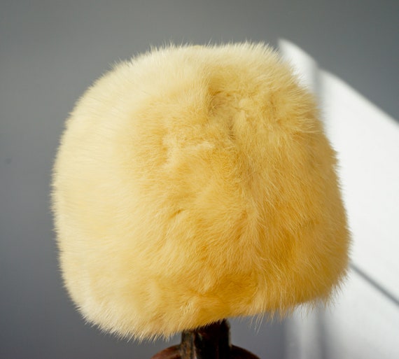 Vintage Rabbit Fur Cossack Hat, Cloche Hat, Vinta… - image 5