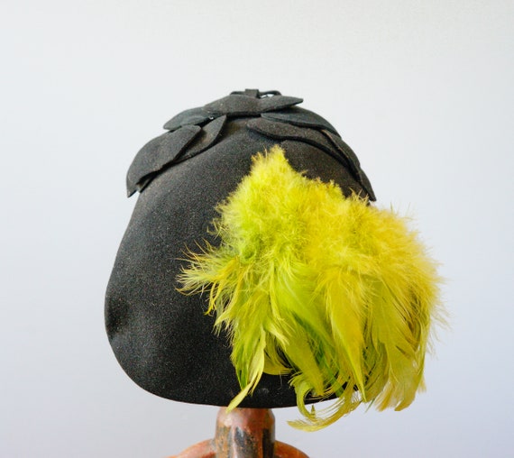 Vintage Toy Tilt Hat with Feather, 1940s Hat, Vin… - image 9