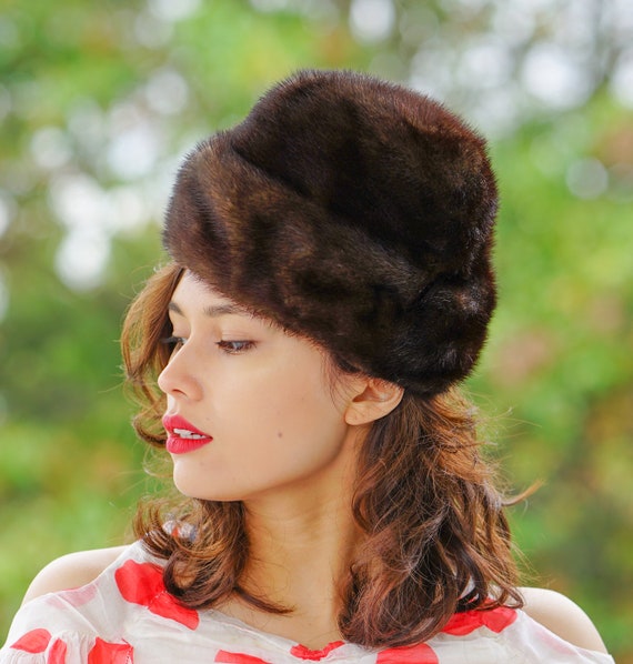 Vintage Fur Cossack Hat, Pillbox Hat, 1950s-60s H… - image 3