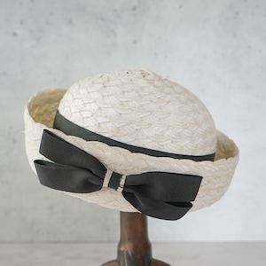 Vintage Straw Bow Women Bowler Hat, 1950s-60s Hat, Breton Hat, Tea Party Hat, Wedding Hat, Retro MCM Mod Hat, Cottagecore Hat, Coquette Hat