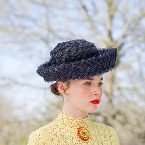 Vintage Straw Breton Hat, Women Bowler Hat, 1950s-1960s Vintage Hat, Vintage Women Hat, Summer Resortcore Hat,  Sun Hat, Cottagecore Hat