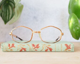 Vintage LUXOTTICA Men's 18K Heavy Gold Electroplate Glasses w/ Case {A 3039 Vintage LUXOTTICA Men's 18K Heavy Gold Electroplate Glasses w/ Case {A 3039