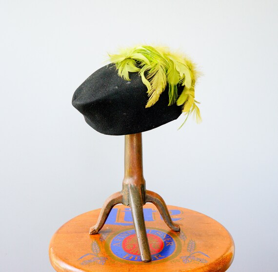 Vintage Toy Tilt Hat with Feather, 1940s Hat, Vin… - image 6