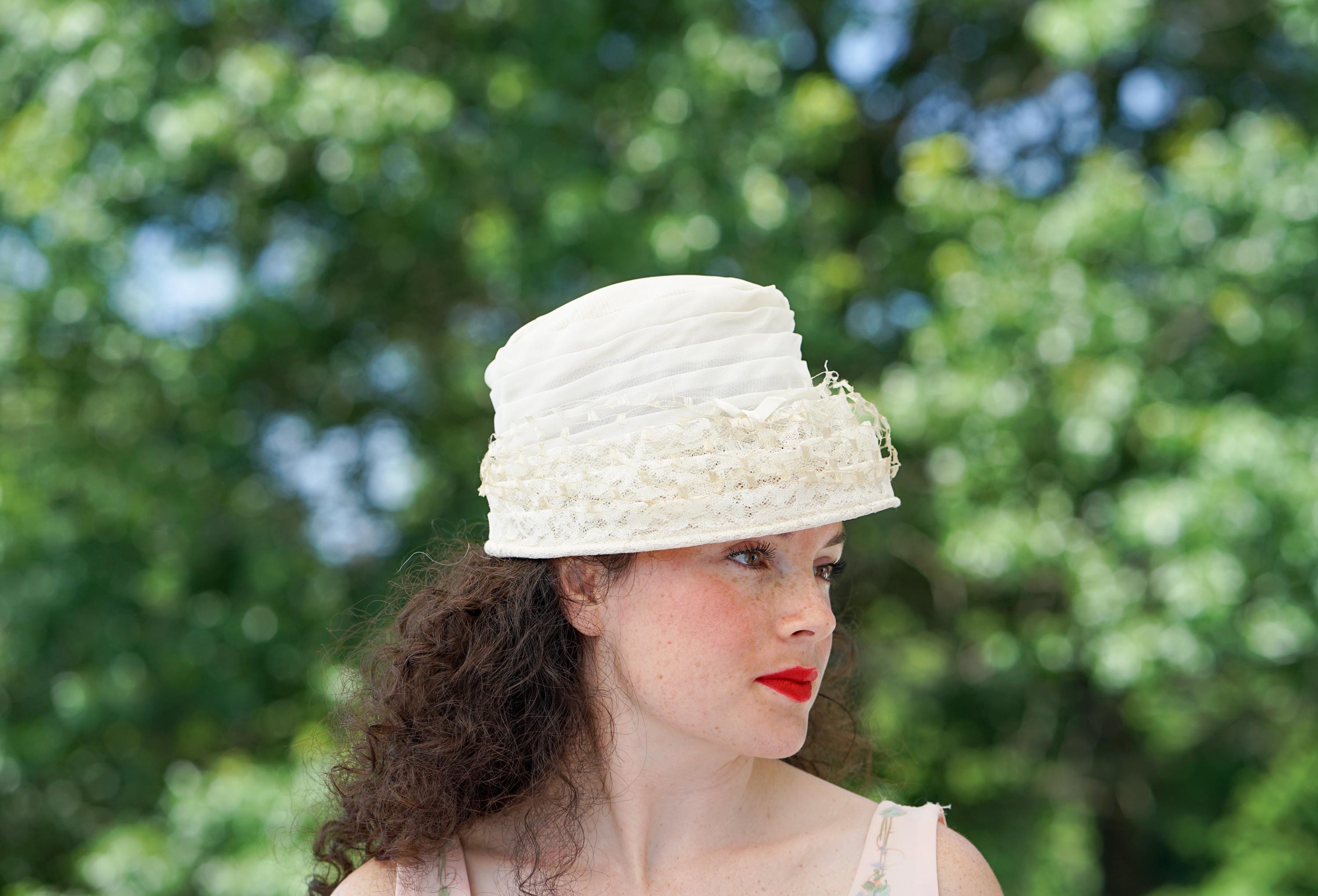 Cloche Hat 1950s Style - Etsy display picture 2