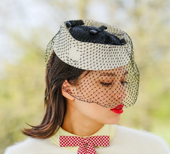 vintage-pillbox-veil-hat-1950s-60s-hat-vintage-hat-gem