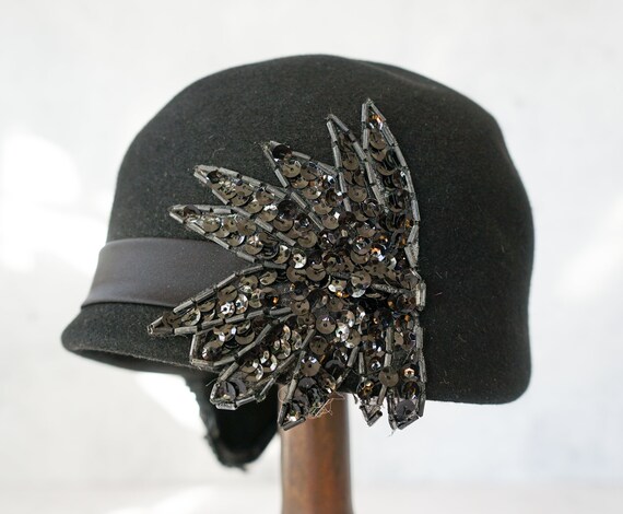 Vintage Wool Felt Cloche with Bead Sequin, 1950s-… - image 7