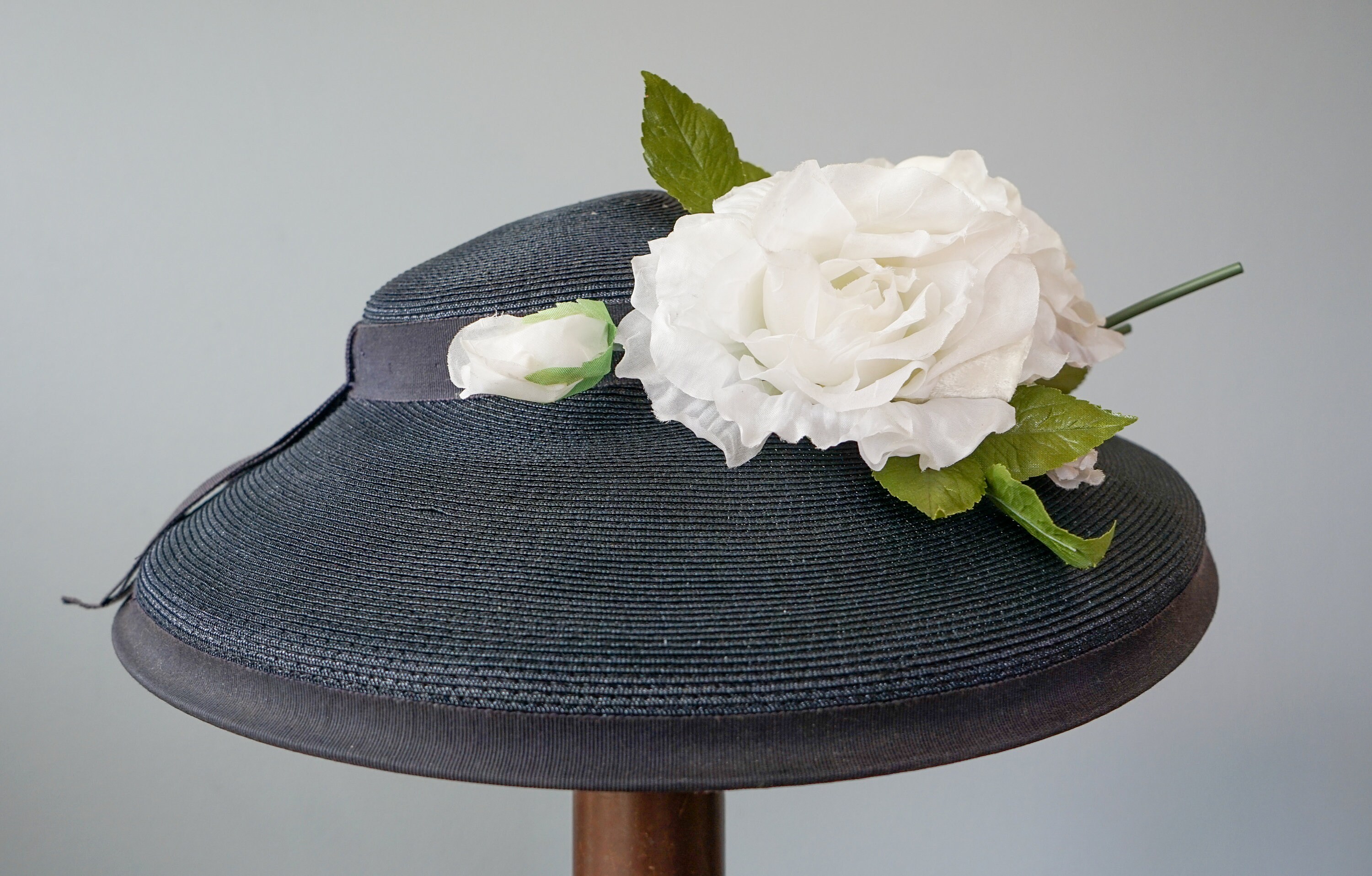 1940s cartwheel hat wide brim black crinoline horse hair with millinery flowers Classic Black Cartwheel Straw Hat - Etsy Israel main image 3