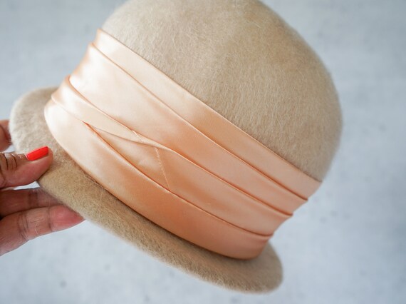 Vintage Wool Felt Bucket Hat, Cloche Hat, 1960s H… - image 8