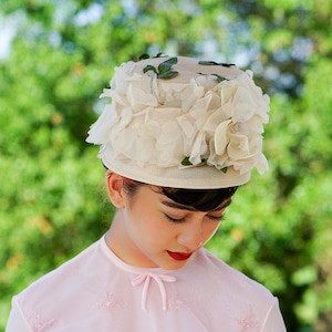 Vintage Floral Cloche hat, Bucket Hat, 1950s-60s Hat, Vintage Millinery, Tea Party Hat, Cocktail Hat, Kentucky Derby Hat, Vintage Hat