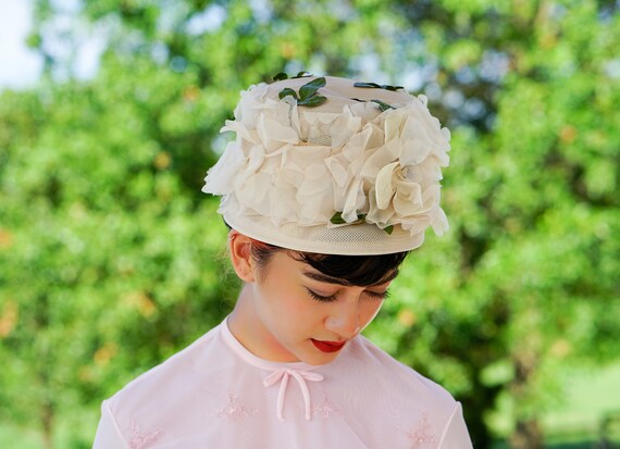Vintage Floral Cloche Hat, Bucket Hat, 1950s-60s Hat  display picture 1
