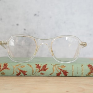Vintage  Eyeglasses 1950s/Glasses/hipster/spectacles frames clear made In france panto