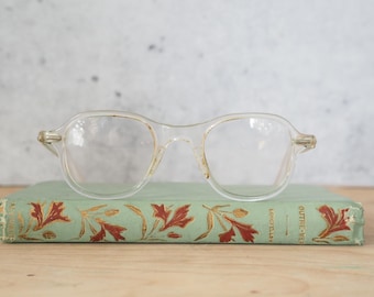 Vintage  Eyeglasses 1950s/Glasses/hipster/spectacles frames clear made In france panto