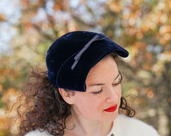 Vintage Velvet Bow Half Hat: 1950s Women Retro Midcentury  display picture 2