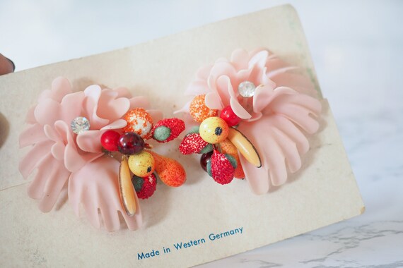 Vintage Plastic Fruit Floral Earrings West German… - image 8
