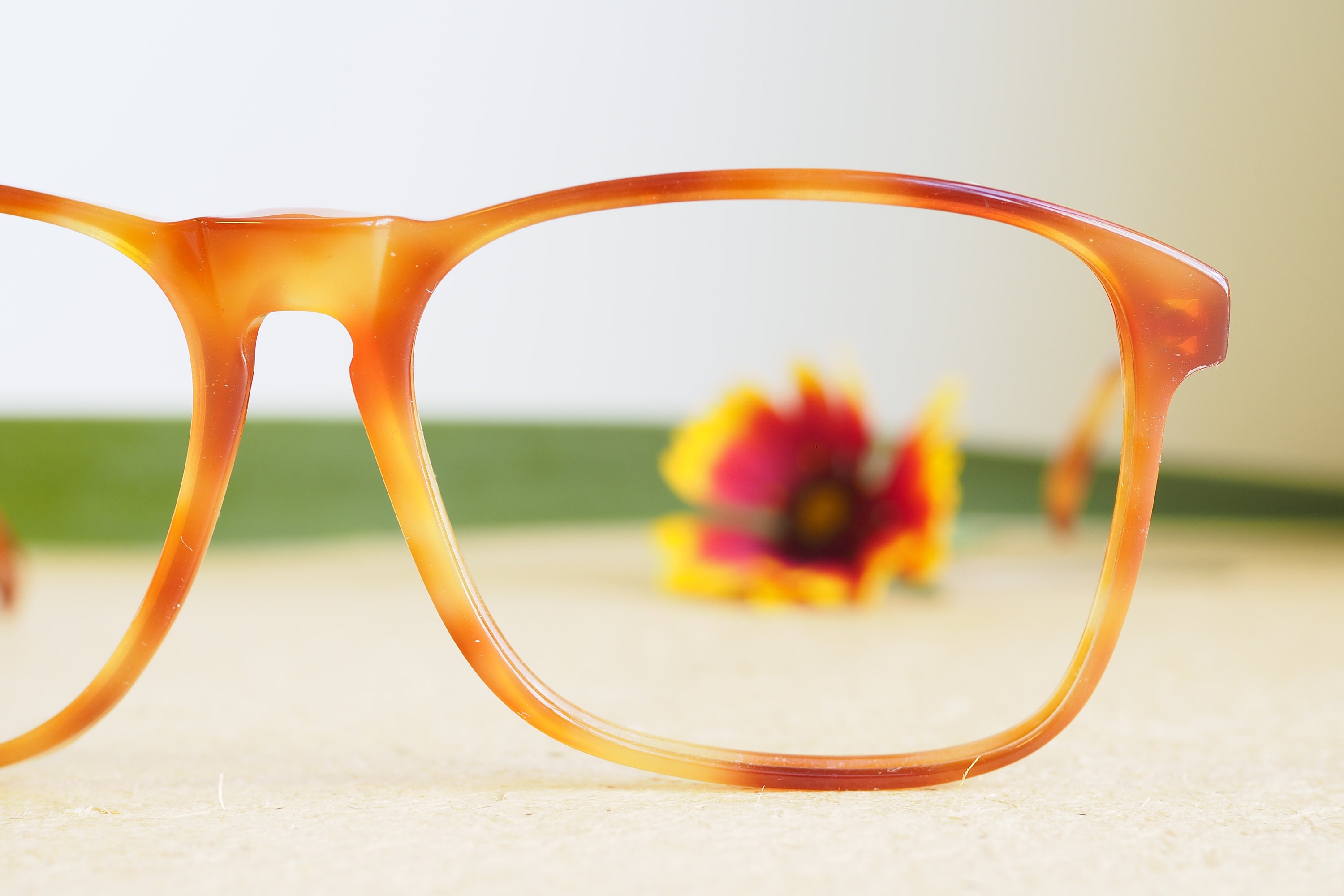 Vintage 1980s POLO Ralph Lauren Eyeglasses, Blonde Tortoise  display picture 3