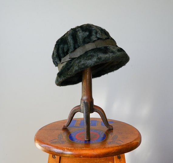 Vintage Faux Fur Bucket Hat, Cloche Hat, 1950s-60… - image 6