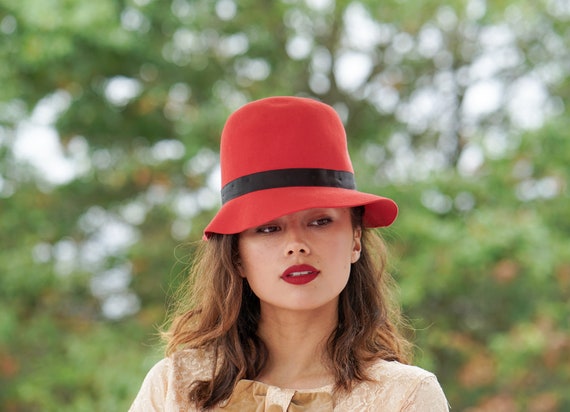 Vintage Fur Felt Bucket Hat, Cloche Hat, Vintage Hat, 1950s  display picture 1