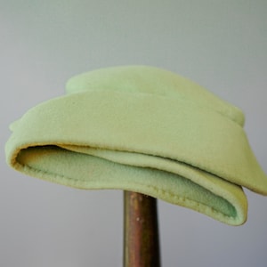 Medio sombrero de fieltro de lana verde vintage, sombrero vintage, sombrero de los años 40-50, sombrerería vintage, sombrero de cóctel, sombrero de fiesta de té, sombrero de iglesia, sombrero de señora Maisel imagen 5