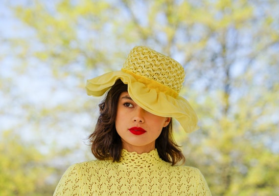 Vintage Straw Floppy Hat, Bucket Hat, Wide Brim H… - image 1