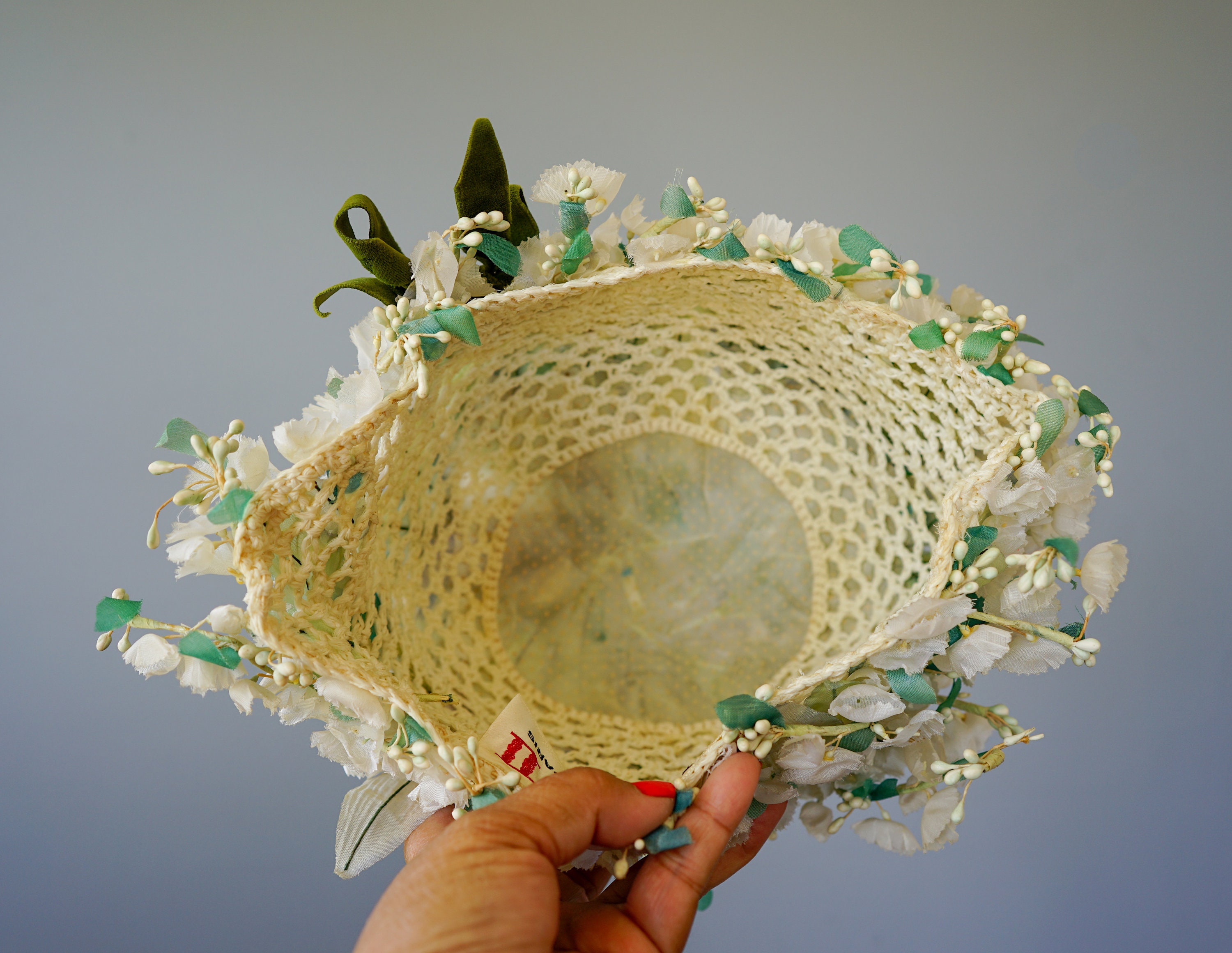 Vintage Lily of the Valley Cloche Hat, Floral Hat, Vintage  display picture 3