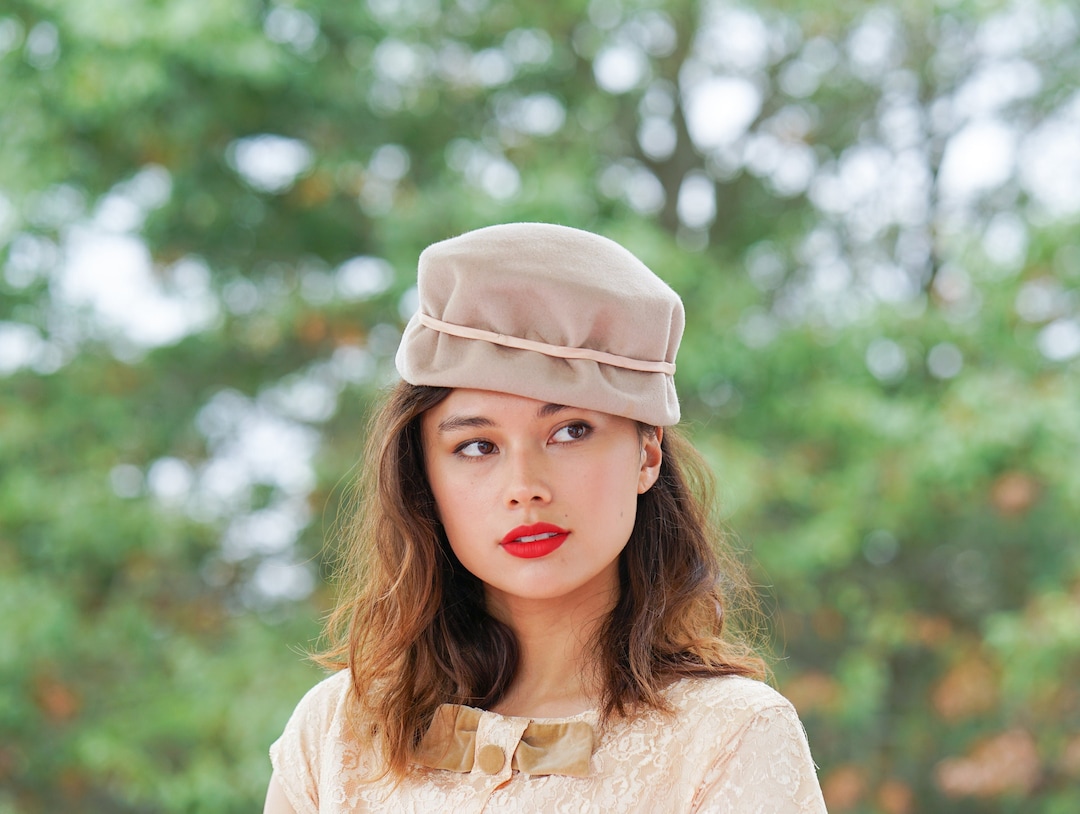Vintage Wool Felt Bucket Hat, Cloche Hat, 1950s-60s Hat  display picture 2