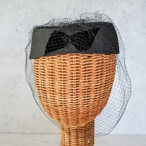 Original Caroline Vintage 1960s Black Whimsy Hat Veil Cocktail Hat Cocktail hat - Gem main image 3