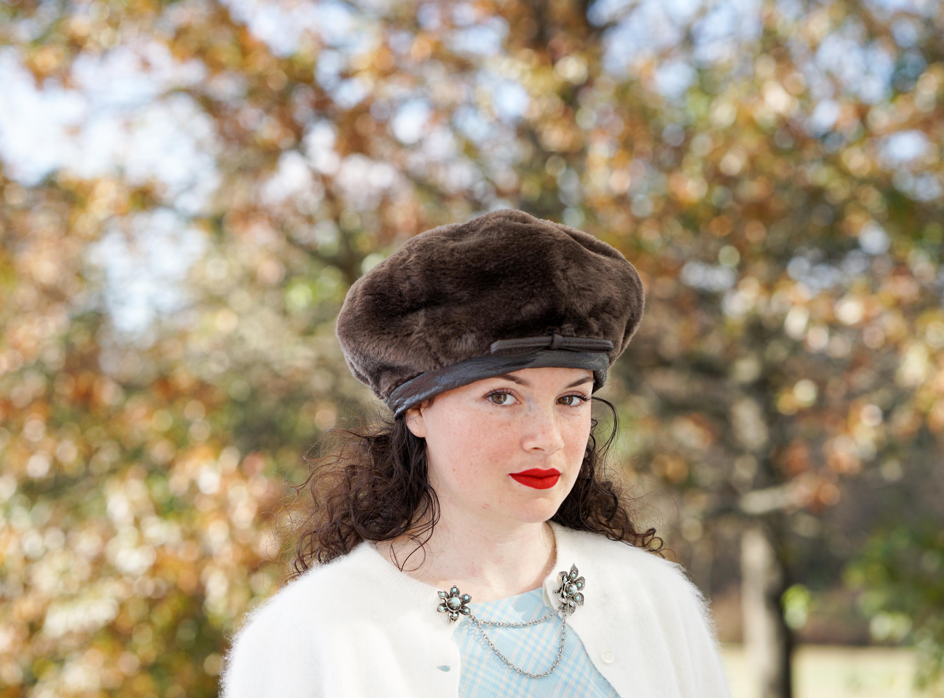 ? Vintage, way vintage, fur beret. 30s? 40s? Vintage Mink Fur Beret: Warm Winter Hat, Size Medium - Etsy main image 2
