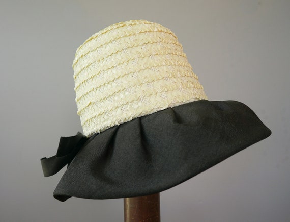 Vintage Straw Bucket Hat, Cloche Hat, 1950s-60s H… - image 6