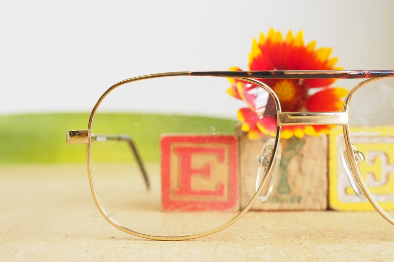 Vintage Aviator Eyeglasses 1980s/Glasses/New Old Stock/Gold tone with tortoiseshell enamel Made In Korea New Old stock By Prava image 3