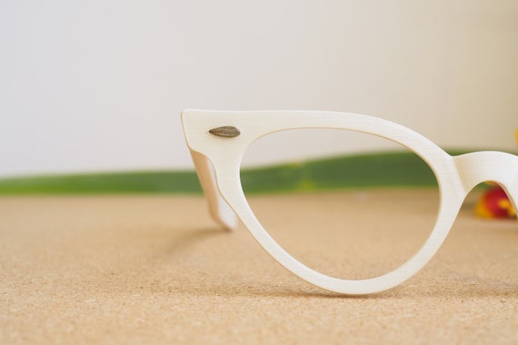 Vintage Eyeglasses 1960s cateye glasses/Frames /E… - image 4