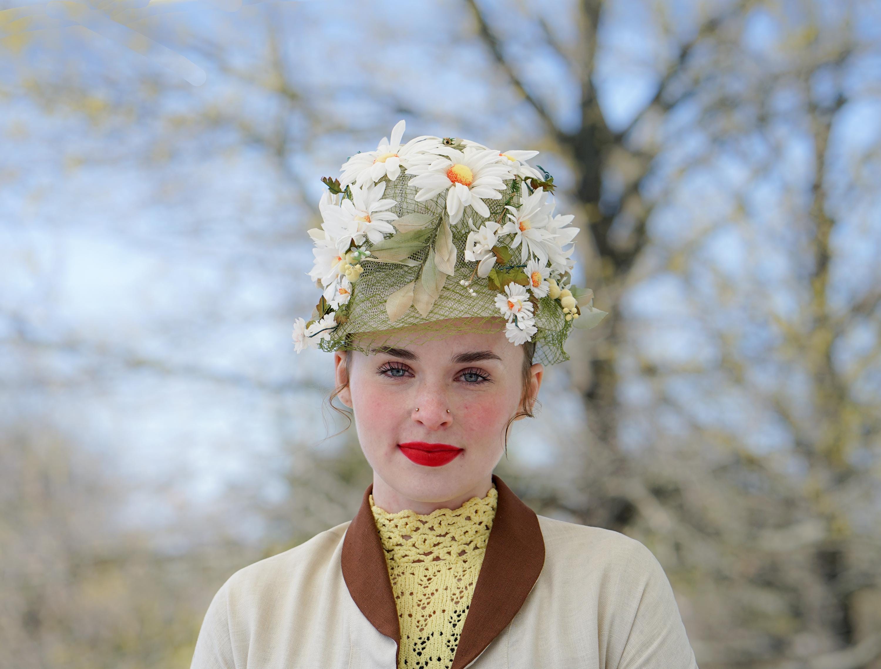 Vintage Michael Terre Southern California Hat With Millinery Flowers MCM Vintage Floral Daisy Cloche Hat, Bucket Hat, 1950s-60s Hat  main image 4