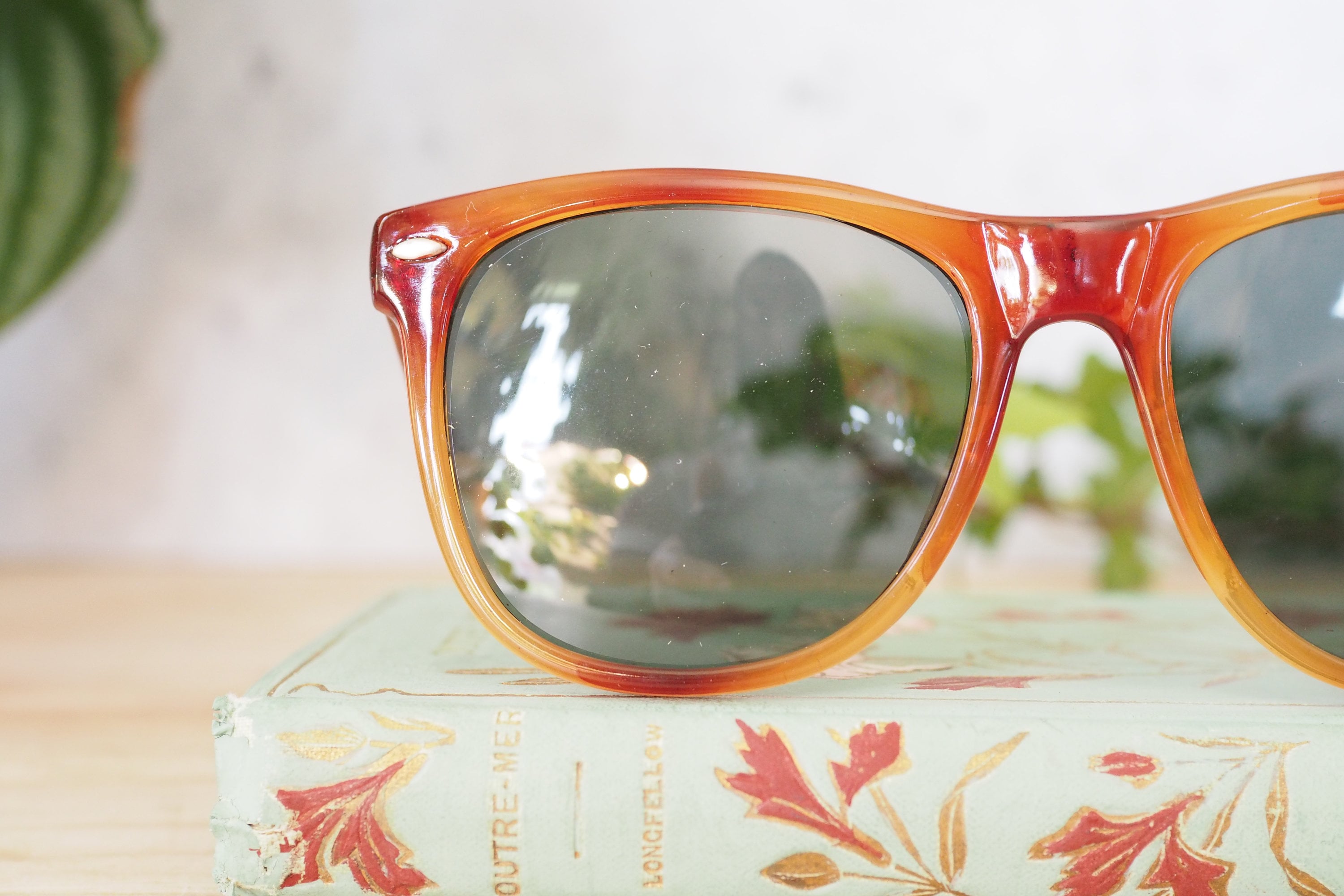VINTAGE SUNGLASSES 1980s Multicolor Brown Tone New Old Stock