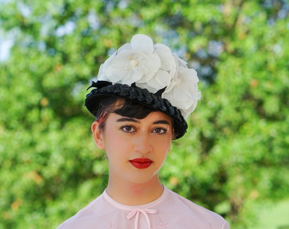 Vintage Straw Floral Bucket hat, 1950s-60s Hat, W… - image 2