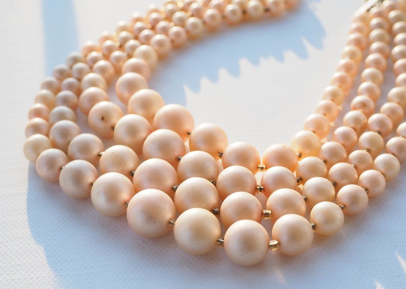 Vintage Faux Pearl Necklace/ Vintage Necklace/ 1950s Pearl/ 50s Necklace/ Retro Necklace/ Faux Pearl Necklace/ Multi Strand Pearl/ Jackie O image 4