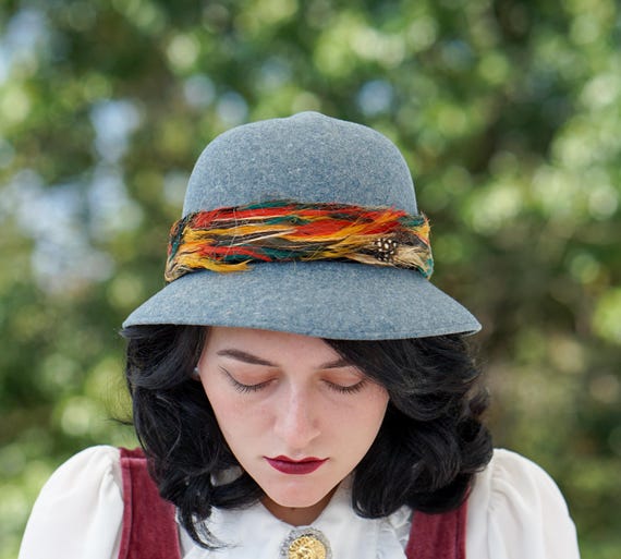 Vintage Feather Wool Felt Bucket Hat, 1960s-70s H… - image 3