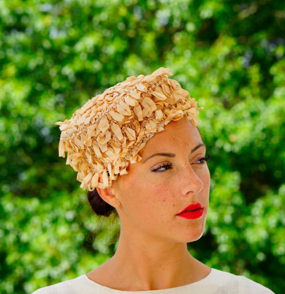 Vintage Grosgrain Ribbon Pillbox Hat, Blush Nude, 1960s - Etsy display picture 1