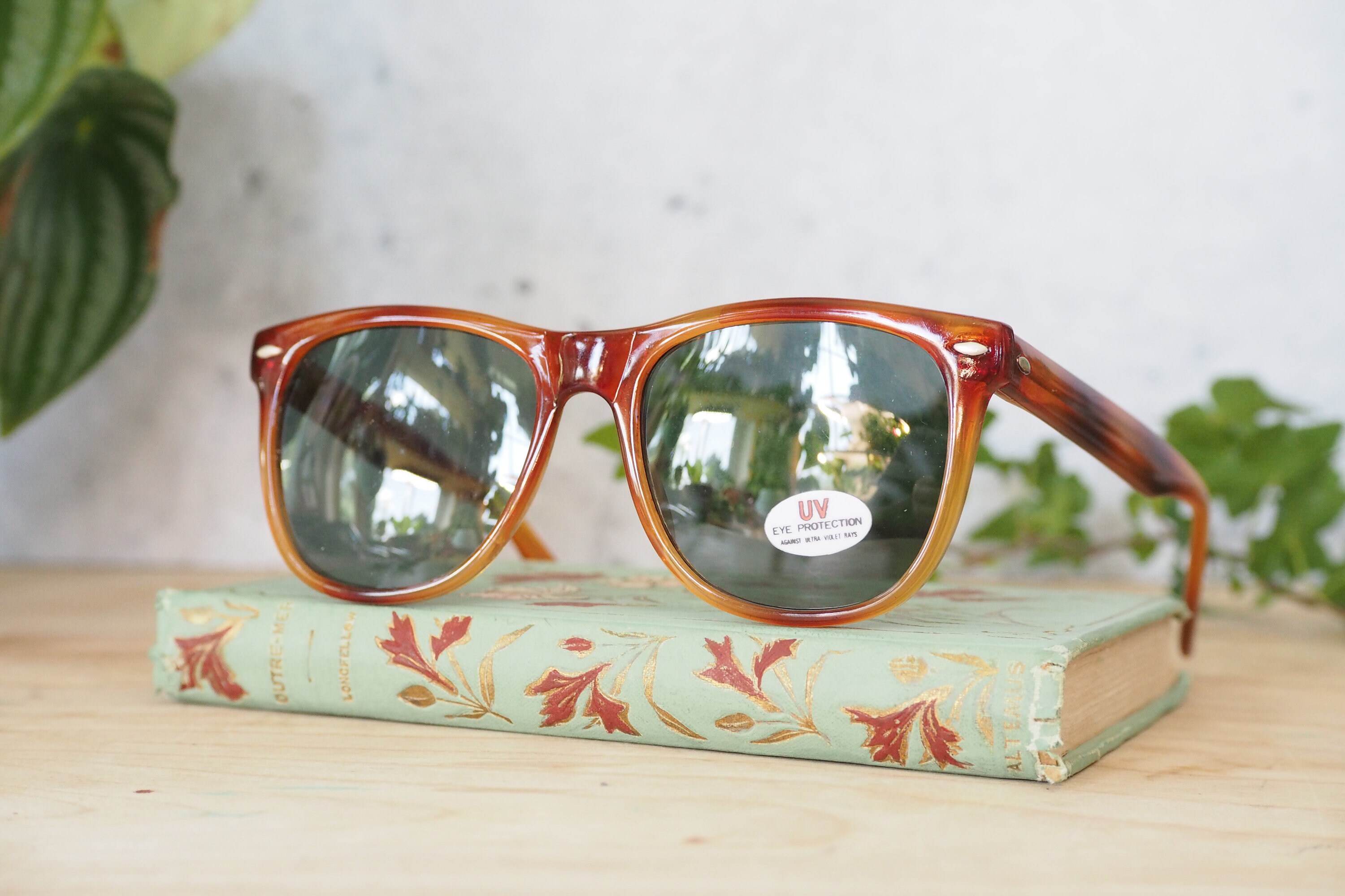VINTAGE SUNGLASSES 1980s Multicolor Brown Tone New Old Stock 
