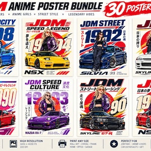 Puede incluir: Una colección digital de 30 pósteres de anime JDM con varios coches deportivos japoneses como el Skyline, NSX, Silvia y RX-7. Cada póster muestra un personaje de anime estilizado, tipografía llamativa, colores vibrantes y años de modelo.