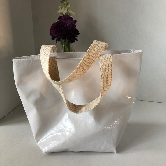 white tote purse