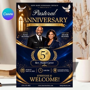 Könnte beinhalten: Ein dunkelblauer und goldener Flyer für das 5. pastorale Jubiläum der New Hope Kingdom Church. Er zeigt Fotos von Pastor David Reynolds und First Lady Michelle Reynolds sowie Gastredner Rev. Daniel Carter für Sonntag, den 24. Mai 2026, um 15:00 Uhr.