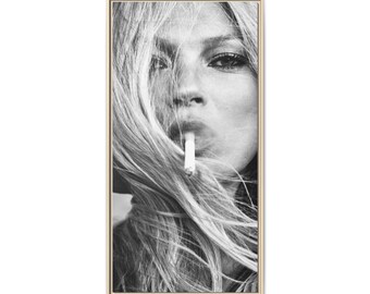 Kate Moss Schwarz-Weiß-rauchendes Porträt Leinwand gerahmt