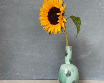 Green ceramic vase | Porcelain Vase | handmade vase | handmade ceramics | quirky decor | gift for her | wedding gift