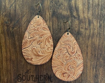 Tooled Leather Teardrop Earrings / rustic saddle brown southwestern western boho punchy leather earrings