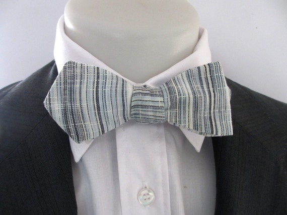 Papillon pour - hommes - pour bleu et gris rayure 100 % lin ~ point de diamant ~ le neoud ~ papillion ~ corbata ad2646 Papillon pour - hommes - pour bleu et gris rayure 100 % lin ~ point de diamant ~ le neoud ~ papillion ~ corbata ad2646