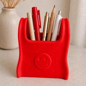 Smiley Face Pen Cup, Makeup Brush Storage, Kawaii Office Accessory, 3D Printed Pencil Container