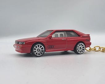 Llavero Hot Wheels '87 Audi Quattro / Llavero de coche Audi Quattro rojo de metal fundido / Regalo para entusiastas de los coches / Accesorio para fans de Audi