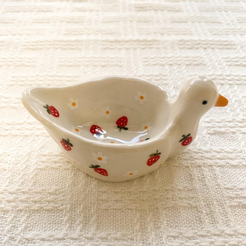 Custom duck ring holder,dove ring dish,Handcrafted Duck Figurines,Peace Dove Desk Decorat,ceramic dove Jewelry dish,engagement gift image 5