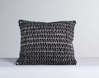 Weave cushion tapestry, Black and ecru pillow cover, Woven decor room, Chunky pillow cover Vesta Dark by Texturable decor