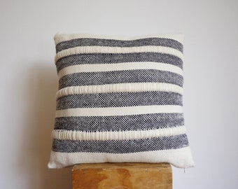 Two color block texture: Cream and black handmade in Merino wool Arado by Texturable Decor
