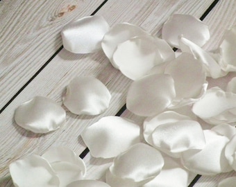 Ivory satin rose petals, artificial cream colored flower petals, made to order